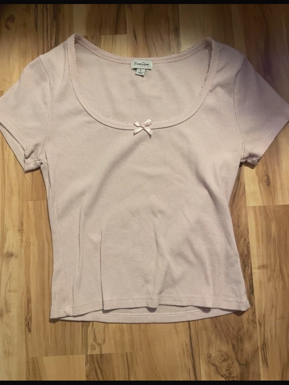 Short Sleeve Scoop Neck Top - Light Pink